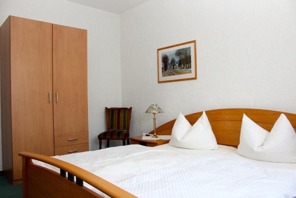 Hotel Cafe Bothe Wolfshagen  Rom bilde